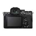 Appareil photo hybride plein format 33 mégapixels - Stabilisation 5 axes - AF 94% - Ecran 3" tactile orientable - Viseur OLED - Vidéo 4K 10 bits 4:2:2 - Wi-Fi/Bluetooth/NFC + Objectif standard 28-70mm f/3.5-5.6 OSS thumbnail 2