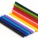 Lot de 12 bâtons de colle thermofusible colorés thumbnail 1