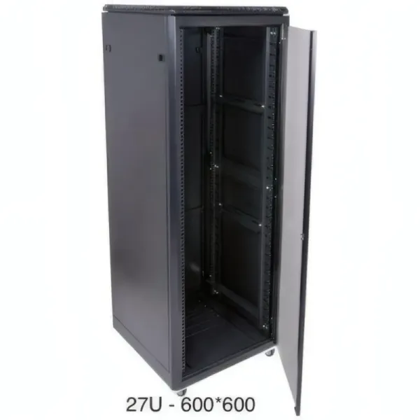 Armoire de Brassage Informatique 27U avec Ventilation et Multiprise