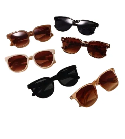 Lot de 6 Lunettes de Soleil Carrées Rétro – Style Plastique