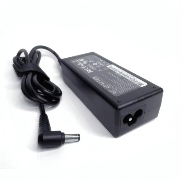 Chargeur TOSHIBA 19V 2.37A - Compatible avec Ordinateurs Portables