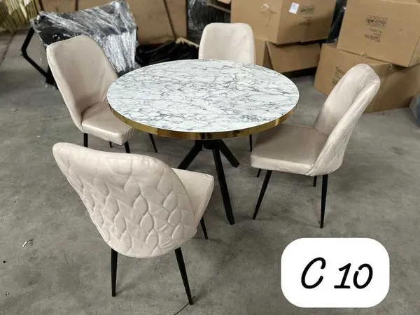 Table à Manger Rond C10