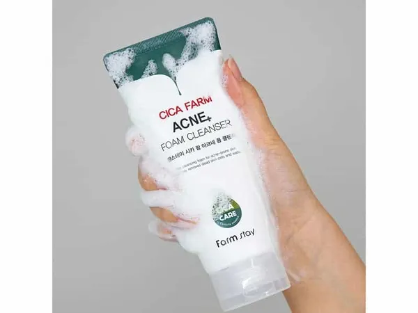 FARMSTAY - Cica farm acné foam cleanser - 6,08 oz